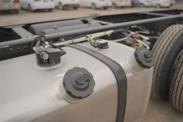 ���� �����A5X���п� 245���� 4X2 6.8�������ػ���(����)(HFC1181P2K2A50CS)ͼƬ