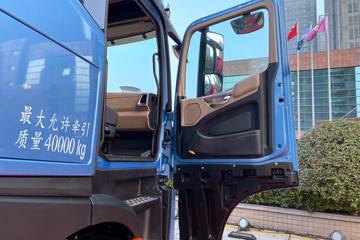 ���� ��ԽQ7�ؿ� 560���� 6X4 AMT�Զ���ǣ����(�ɰ���)ͼƬ