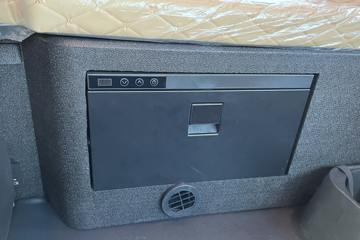 ���� ��ԽQ7�ؿ� 560���� 6X4 AMT�Զ���ǣ����(�ɰ���)ͼƬ