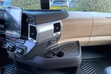 ���� ��ԽQ7�ؿ� 560���� 6X4 AMT�Զ���ǣ����(�ɰ���)ͼƬ