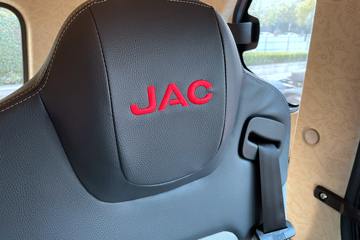 ���� ��ԽQ7�ؿ� 560���� 6X4 AMT�Զ���ǣ����(�ɰ���)ͼƬ