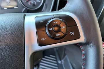 ���� ��ԽQ7�ؿ� 560���� 6X4 AMT�Զ���ǣ����(�ɰ���)ͼƬ