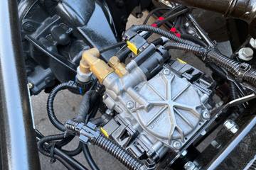 ���� ��ԽQ7�ؿ� 560���� 6X4 AMT�Զ���ǣ����(�ɰ���)ͼƬ