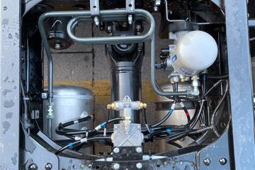 ���� ��ԽQ7�ؿ� 560���� 6X4 AMT�Զ���ǣ����(�ɰ���)ͼƬ