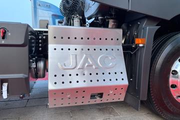 ���� ��ԽQ7�ؿ� 560���� 6X4 AMT�Զ���ǣ����(�ɰ���)ͼƬ