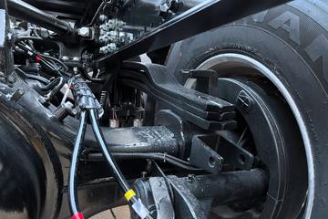 ���� ��ԽQ7�ؿ� 560���� 6X4 AMT�Զ���ǣ����(�ɰ���)ͼƬ