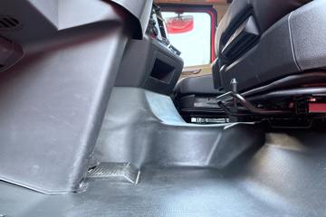 ���� �����A5W�ؿ� �콢�� 490���� 8X4 9.4��AMT�Զ�����դʽ�ػ���(����)(HFC5311CCYP1K5H45CS)ͼƬ