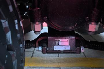 ���� �����A5W�ؿ� �콢�� 490���� 8X4 9.4��AMT�Զ�����դʽ�ػ���(����)(HFC5311CCYP1K5H45CS)ͼƬ