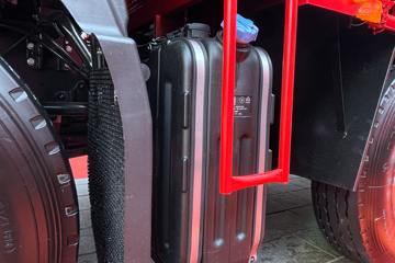 ���� �����A5W�ؿ� �콢�� 490���� 8X4 9.4��AMT�Զ�����դʽ�ػ���(����)(HFC5311CCYP1K5H45CS)ͼƬ