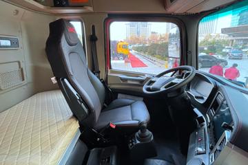 ���� �����A5X�п� 220���� 4X2 6.8��AMT�Զ�����դʽ�ػ���(����)(4.33�ٱ�)(HFC5181CCYP2K3A50KS)ͼƬ