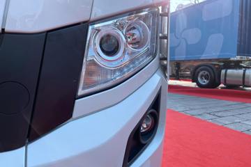 ���� �����K7�ؿ� 560���� 6X4 AMT�Զ���ǣ����(����)(2.64�ٱ�)(HFC4252P1K8E33KS)ͼƬ