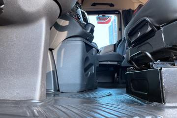 ���� �����K7�ؿ� 560���� 6X4 AMT�Զ���ǣ����(����)(2.64�ٱ�)(HFC4252P1K8E33KS)ͼƬ