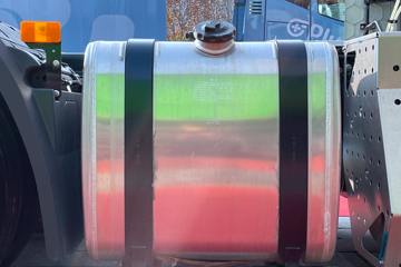 ���� �����K7�ؿ� 560���� 6X4 AMT�Զ���ǣ����(����)(2.64�ٱ�)(HFC4252P1K8E33KS)ͼƬ