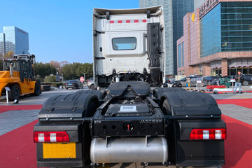 ���� �����K7�ؿ� 560���� 6X4 AMT�Զ���ǣ����(����)(2.64�ٱ�)(HFC4252P1K8E33KS)ͼƬ