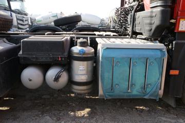 һ����� J6P�ؿ� ��ֵ�� 420���� 6X4ǣ����(����)(CA4250P66K25T1E6)ͼƬ