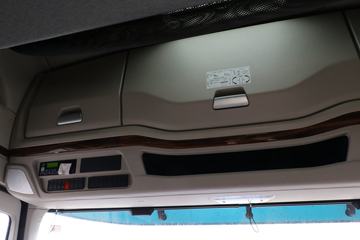 �������� ��ʨH6 25T 6X4 ȼ�ϵ��ǣ����(CQ4250FCEVSS404A)ͼƬ