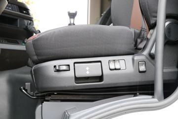 �������� ��ʨH6 25T 6X4 ȼ�ϵ��ǣ����(CQ4250FCEVSS404A)ͼƬ