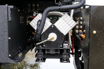 �������� ��ʨH6 25T 6X4 ȼ�ϵ��ǣ����(CQ4250FCEVSS404A)ͼƬ