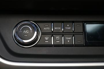 �������� �ܻ�H6 390���� 4X2 ǣ����(����)ͼƬ