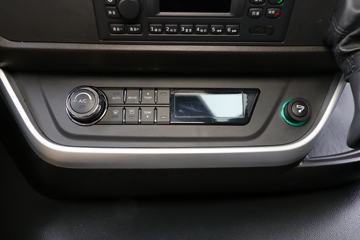 �������� �ܻ�H6 390���� 4X2 ǣ����(����)ͼƬ