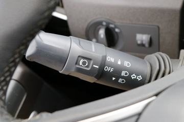 �������� �ܻ�H6 390���� 4X2 ǣ����(����)ͼƬ