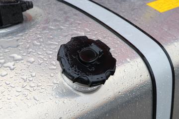 �������� �ܻ�H6 390���� 4X2 ǣ����(����)ͼƬ