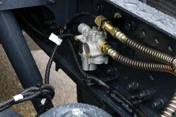 �������� �ܻ�H6 390���� 4X2 ǣ����(����)ͼƬ