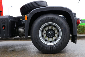 �������� �ܻ�H6 390���� 4X2 ǣ����(����)ͼƬ