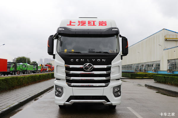 上汽红岩 杰狮H6 标载版 4X2 换电式纯电动牵引车282kWh