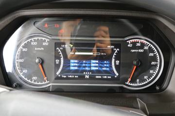 �������� ��ʨH6 6X4 ����ʽ���綯ǣ����282kWhͼƬ