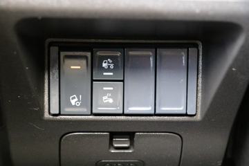 �������� ��ʨH6 6X4 ����ʽ���綯ǣ����282kWhͼƬ