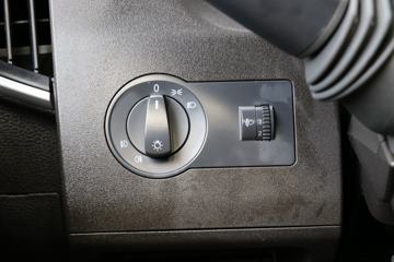 �������� ��ʨH6 6X4 ����ʽ���綯ǣ����282kWhͼƬ