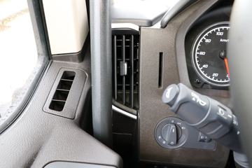 �������� ��ʨH6 6X4 ����ʽ���綯ǣ����282kWhͼƬ