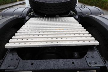 �������� ��ʨH6 6X4 ����ʽ���綯ǣ����282kWhͼƬ