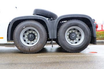 �������� ��ʨH6 6X4 ����ʽ���綯ǣ����282kWhͼƬ