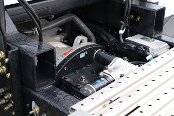 �������� ��ʨH6 6X4 ����ʽ���綯ǣ����282kWhͼƬ