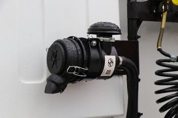 �������� ��ʨH6 6X4 ����ʽ���綯ǣ����282kWhͼƬ