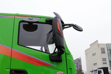 �������� �ܻ�H6 ���ذ� 370���� 8X4 6.4����ж��(����)ͼƬ