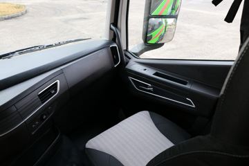 �������� �ܻ�H6 ���ذ� 370���� 8X4 6.4����ж��(����)ͼƬ