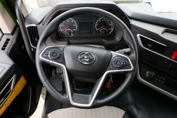 �������� �ܻ�H6 ���ذ� 370���� 8X4 6.4����ж��(����)ͼƬ