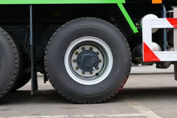 �������� �ܻ�H6 ���ذ� 370���� 8X4 6.4����ж��(����)ͼƬ