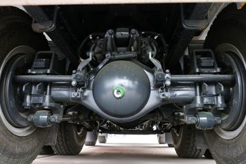 �������� �ܻ�H6 ���ذ� 370���� 8X4 6.4����ж��(����)ͼƬ