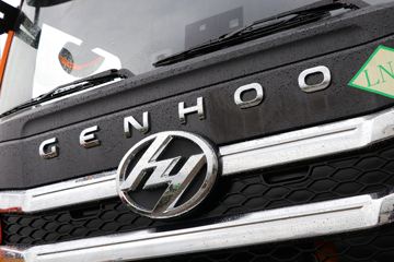 �������� �ܻ�H6 ���ذ� 440���� 6X4 LNGǣ����(����)ͼƬ