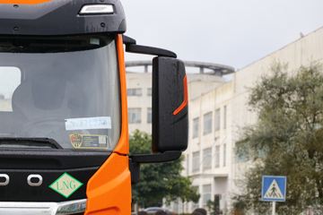 �������� �ܻ�H6 ���ذ� 440���� 6X4 LNGǣ����(����)ͼƬ
