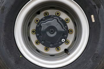  ʨH6eؿ 560 6X4ǣ()(CQ4257SD13334H)ͼƬ
