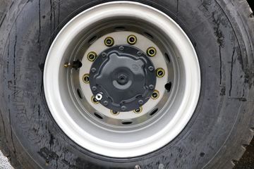  ʨH6eؿ 560 6X4ǣ()(CQ4257SD13334H)ͼƬ
