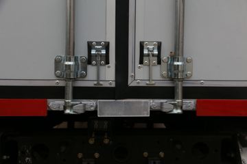 �������ó� ������9 116���� 4X2 4.15�׵�����ʽ�ῨͼƬ