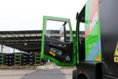 上汽红岩 杰虎H6 8X4 5.8米纯电动渣土自卸车(国六)(CQ3317EV09256)