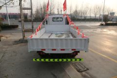 陕汽商用车 轩德翼9 标载版 150马力 4X2 4.15米单排栏板轻卡(国六)(SX1040NP6331)