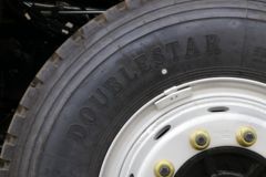 上汽红岩 杰豹C6 240马力 4X2 5.8米自卸车(国六)(CQ3317AY05451)